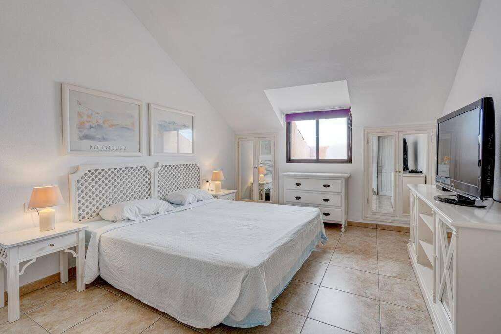 Royal Garden - 2 Bedroom Apartamento *